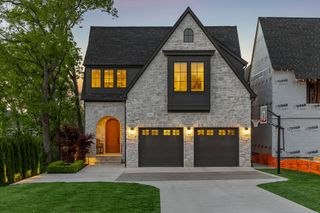 2016B Galbraith Dr, Nashville, TN 37215