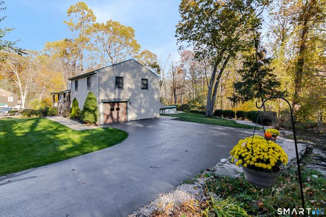 43 Squire Drive, North Branford, CT 06471