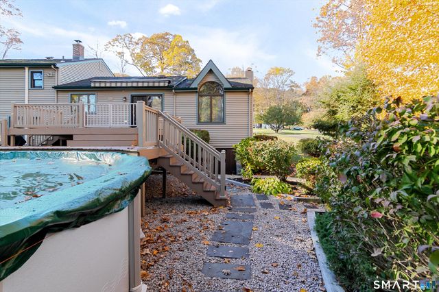 43 Squire Drive, North Branford, CT 06471