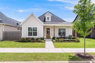 6741 Garden Trail Avenue, Springdale, AR 72762