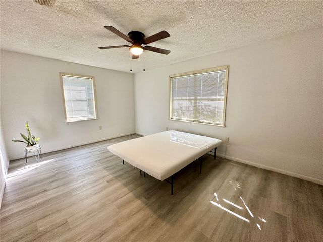 917 N Kirk Street, Hico, TX 76457