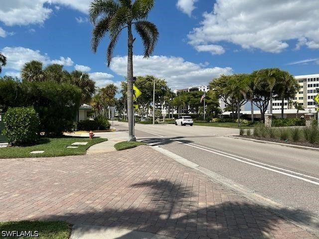3399 Gulf Shore BLVD N 109, Naples, FL 34103