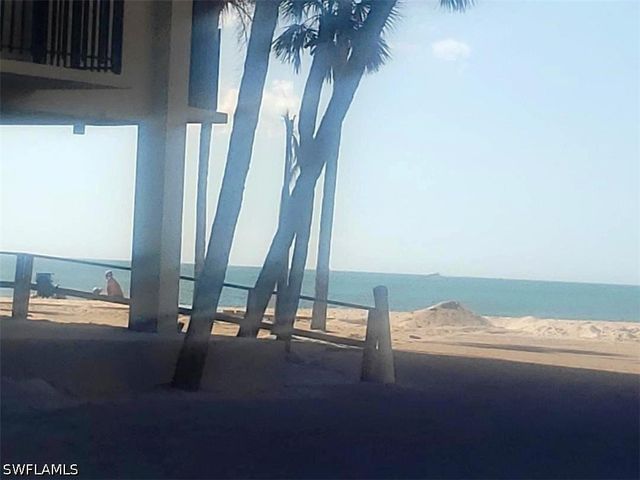 3399 Gulf Shore BLVD N 109, Naples, FL 34103