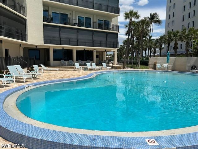 3399 Gulf Shore BLVD N 109, Naples, FL 34103