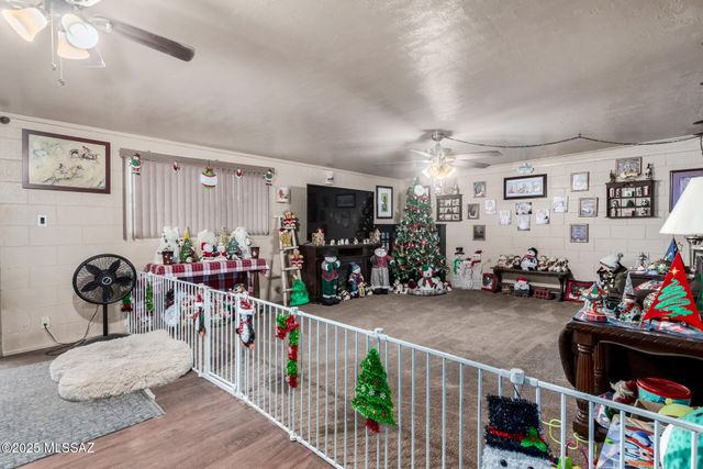 2036 S Avenida Ursa, Tucson, AZ 85710