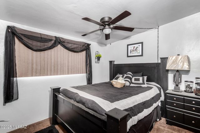 2036 S Avenida Ursa, Tucson, AZ 85710