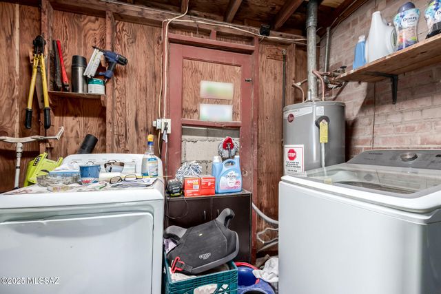 2036 S Avenida Ursa, Tucson, AZ 85710