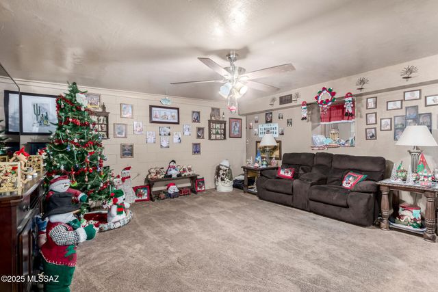 2036 S Avenida Ursa, Tucson, AZ 85710