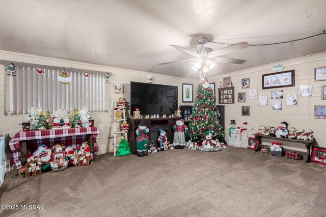 2036 S Avenida Ursa, Tucson, AZ 85710