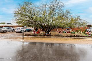 2036 S Avenida Ursa, Tucson, AZ 85710