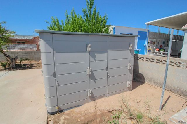 80 W Yellowstone Dr, Yuma, AZ 85365