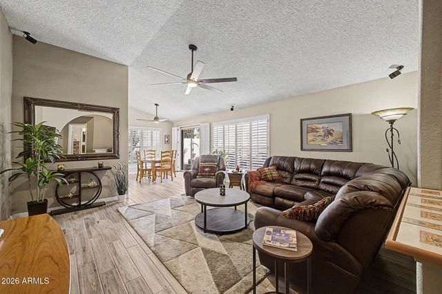 19401 N 6TH Place, Phoenix, AZ 85024