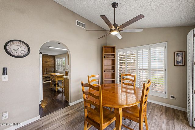 19401 N 6TH Place, Phoenix, AZ 85024