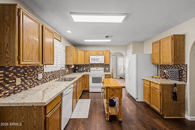 19401 N 6TH Place, Phoenix, AZ 85024