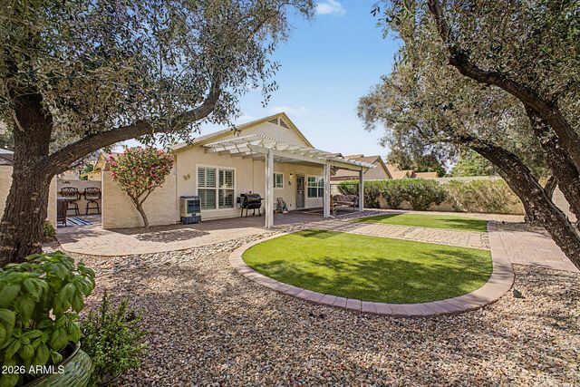 19401 N 6TH Place, Phoenix, AZ 85024