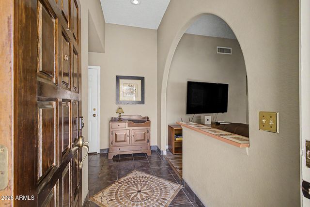19401 N 6TH Place, Phoenix, AZ 85024