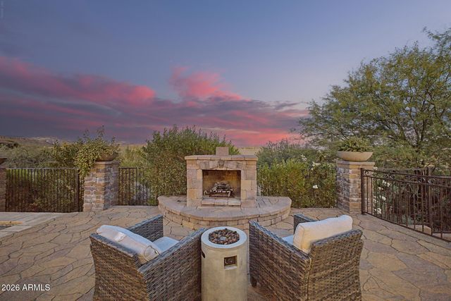 41809 N LA CANTERA Drive, Phoenix, AZ 85086