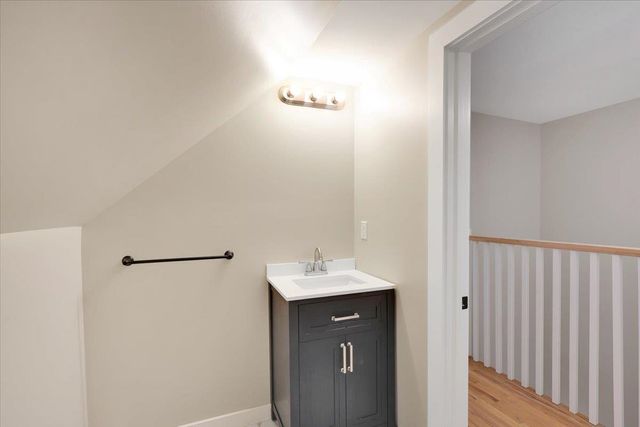 24 Bennington Court, Burlington, VT 05408