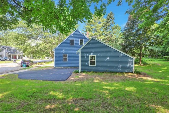 24 Bennington Court, Burlington, VT 05408
