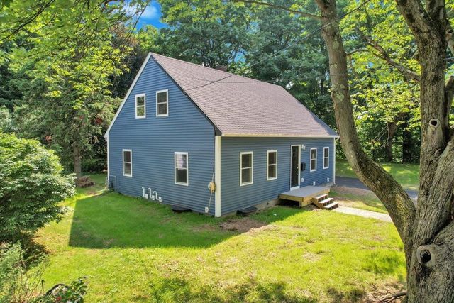 24 Bennington Court, Burlington, VT 05408
