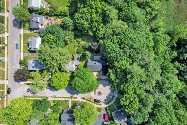 24 Bennington Court, Burlington, VT 05408