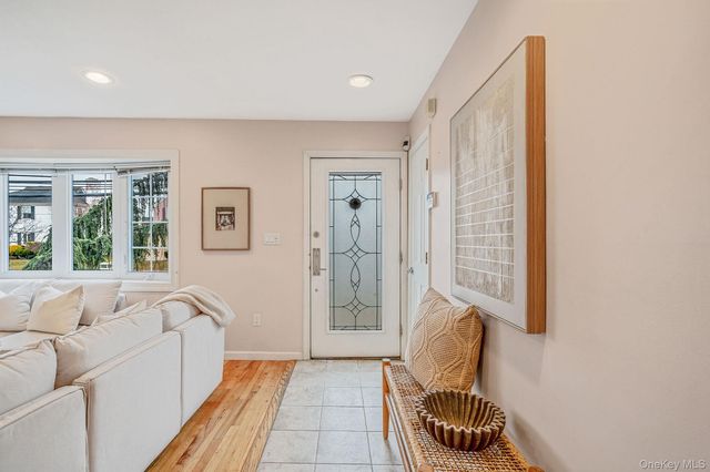 137 Charles Street, Lynbrook, NY 11563