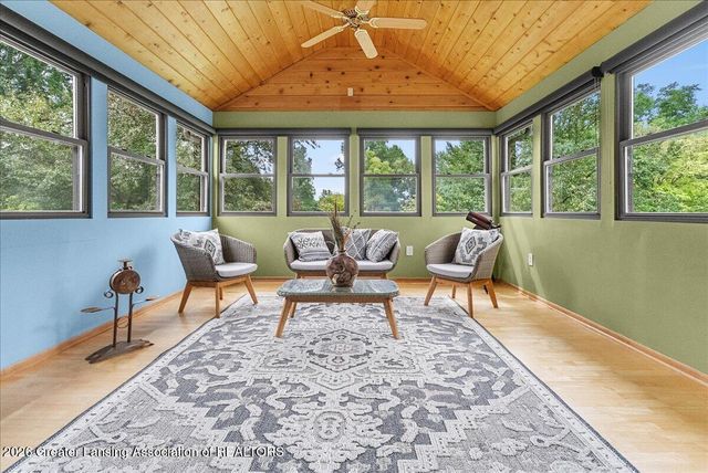 2525 Varsity Lane, Holt, MI 48842