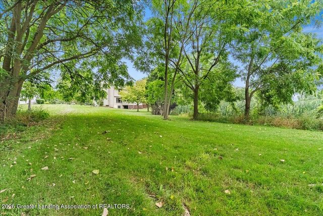 2525 Varsity Lane, Holt, MI 48842
