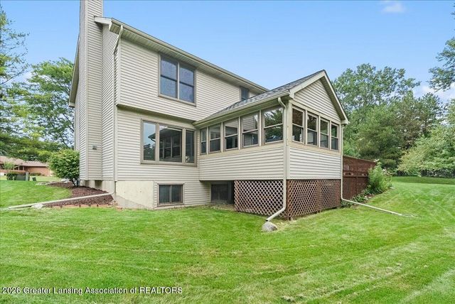 2525 Varsity Lane, Holt, MI 48842