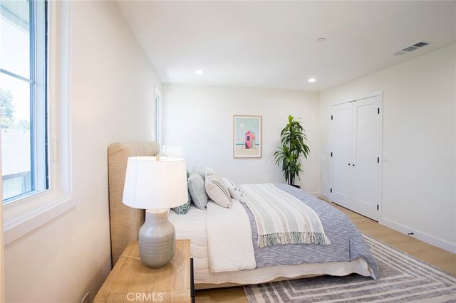 1025 La Cadena C, Arcadia, CA 91007