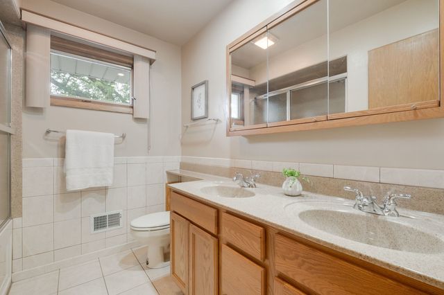 2319 Westwood Drive, Hillside, IL 60162