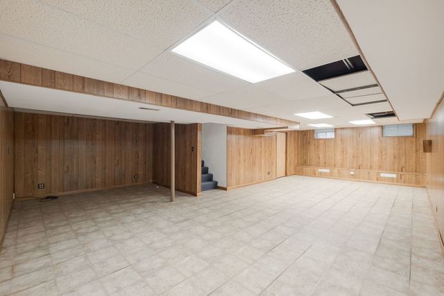 2319 Westwood Drive, Hillside, IL 60162