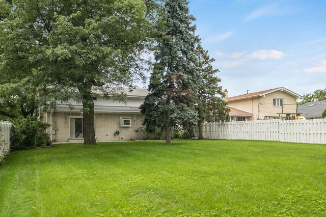 2319 Westwood Drive, Hillside, IL 60162