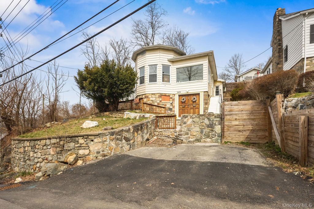 3404 Mohegan Avenue, Mohegan Lake, NY 10547