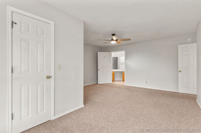 2317 SW Quail Run Drive, Claremore, OK 74019