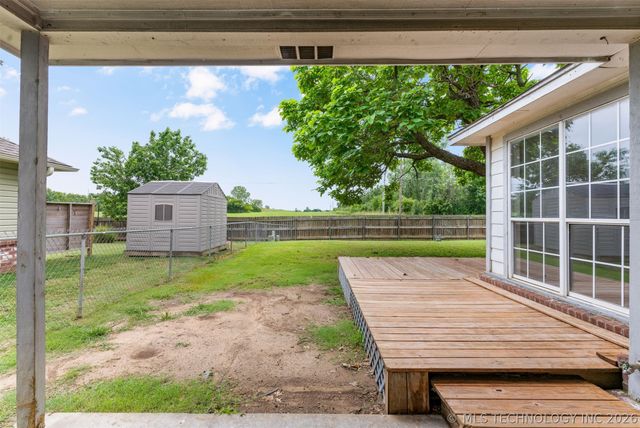 2317 SW Quail Run Drive, Claremore, OK 74019
