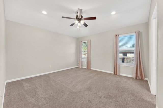 129 Salado DR, Kyle, TX 78640