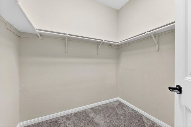 129 Salado DR, Kyle, TX 78640