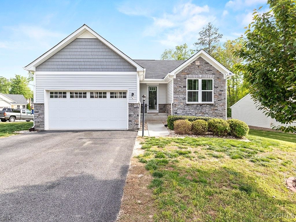 10301 Sun Ridge Ln, Chesterfield, VA 23236