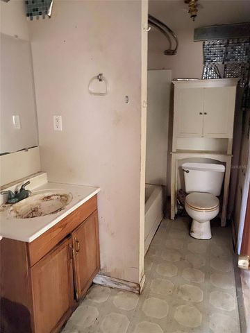 3213 E DIANA STREET, Tampa, FL 33610