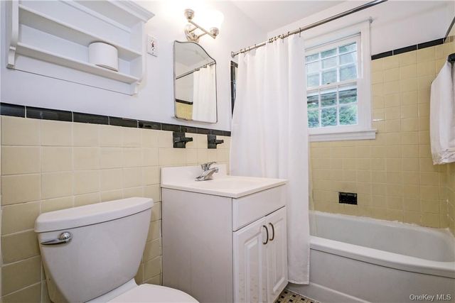 293 Manville Road D, Pleasantville, NY 10570