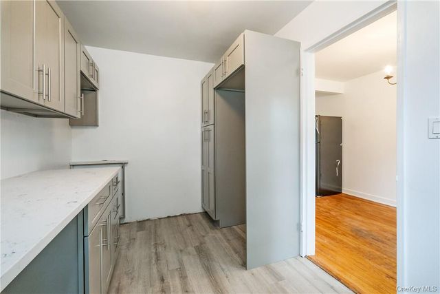 293 Manville Road D, Pleasantville, NY 10570