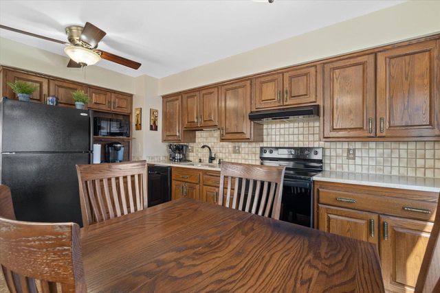 4386 S Burrell STREET, Milwaukee, WI 53207