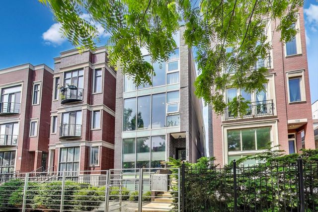1028 N Hermitage Avenue 3, Chicago, IL 60622