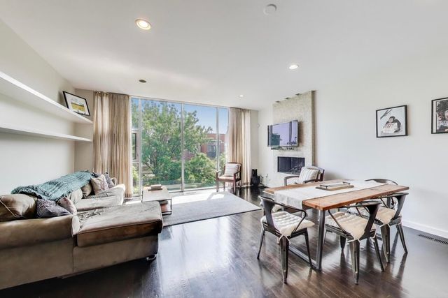 1028 N Hermitage Avenue 3, Chicago, IL 60622