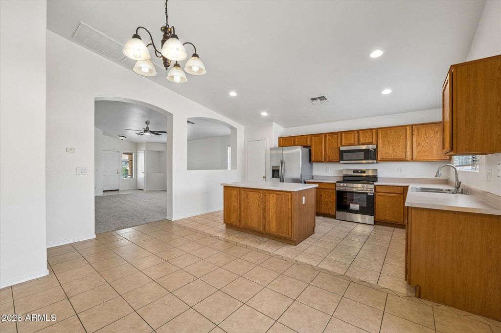 15124 W ADAMS Street, Goodyear, AZ 85338 — photo 2