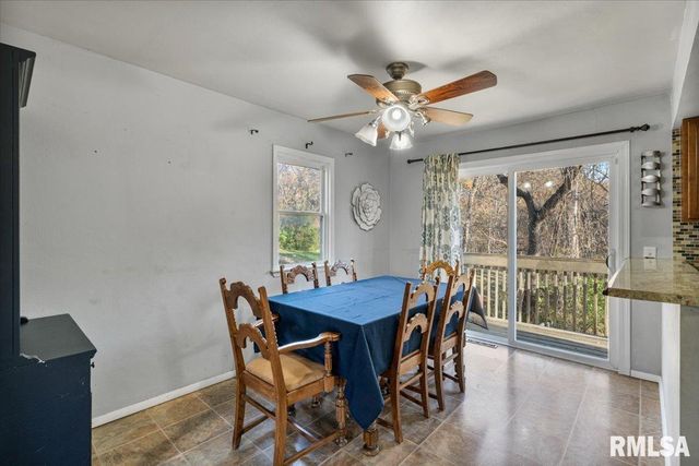 337 5TH Street Court, Silvis, IL 61282