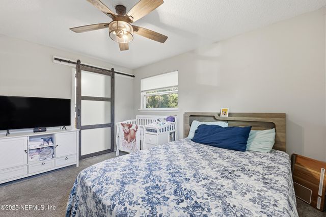 3517 CESERY Boulevard, Jacksonville, FL 32277