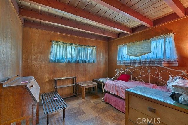 8006 Hooper, Los Angeles, CA 90001