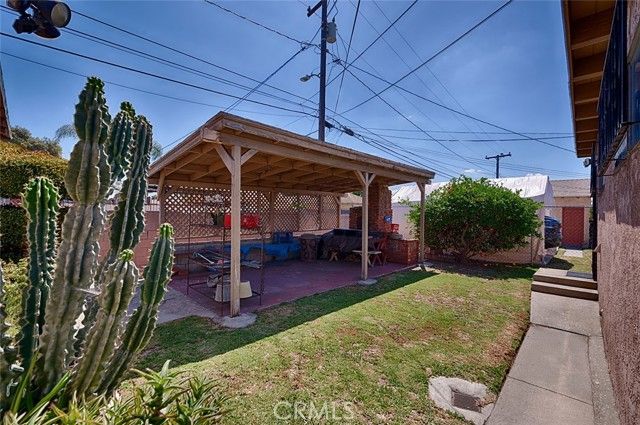 8006 Hooper, Los Angeles, CA 90001